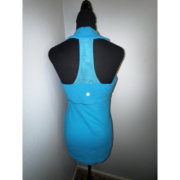 Lululemon T-back Teal Tank Top with Built in Bra Size 12 - Picture 2 of 3